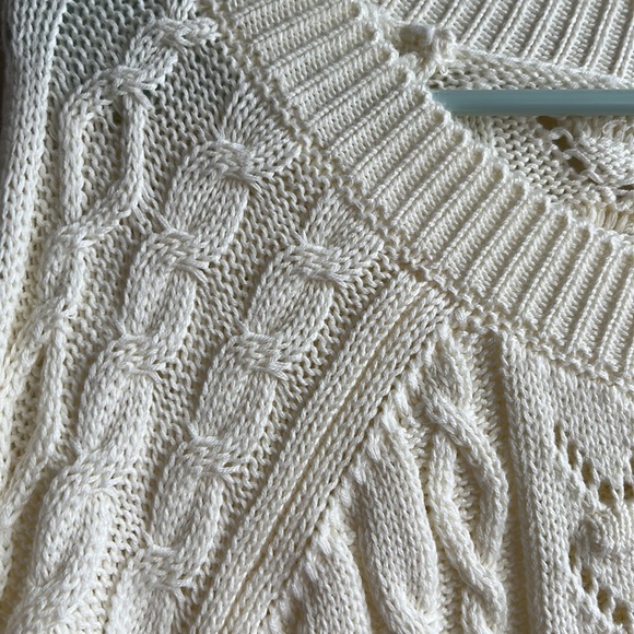 Open-work cable knit sweater - Picture 8 of 9